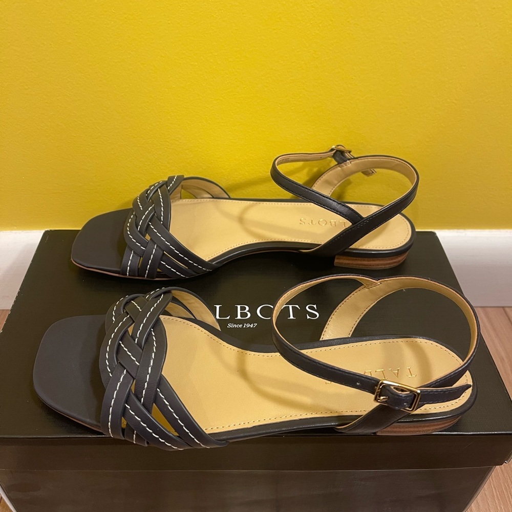 Talbots sandals - Picture 4 of 6